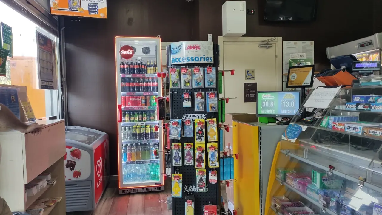 Eni Café Bari (PV 09119): prima (1)