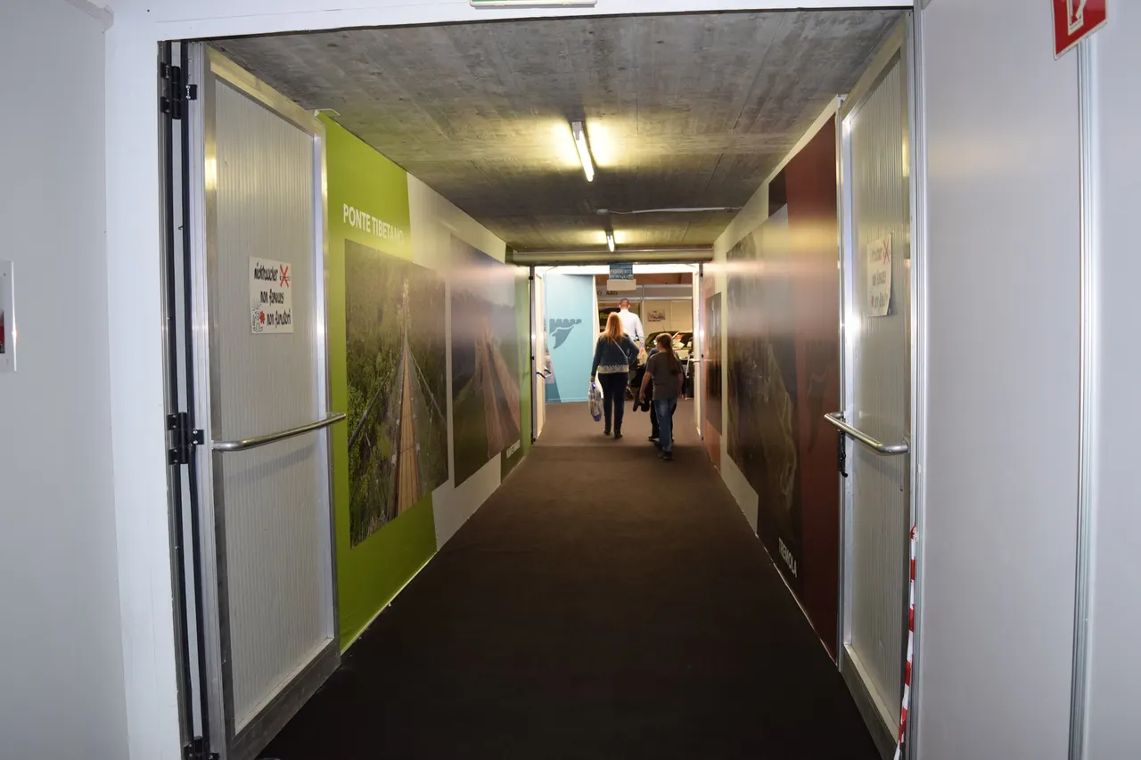 Espoticino 2016-2017 – stand a pannelli fotografici – foto 9