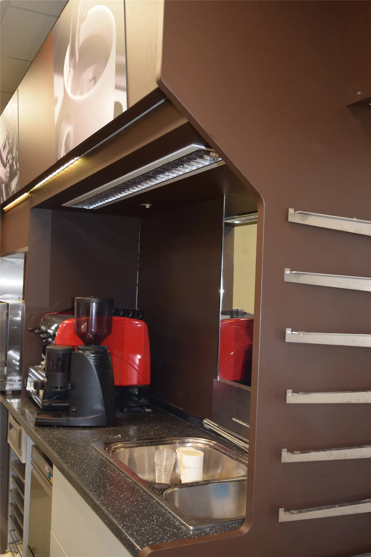 Eni Shop / Eni Café – Svizzera (2017-2025) – foto 7