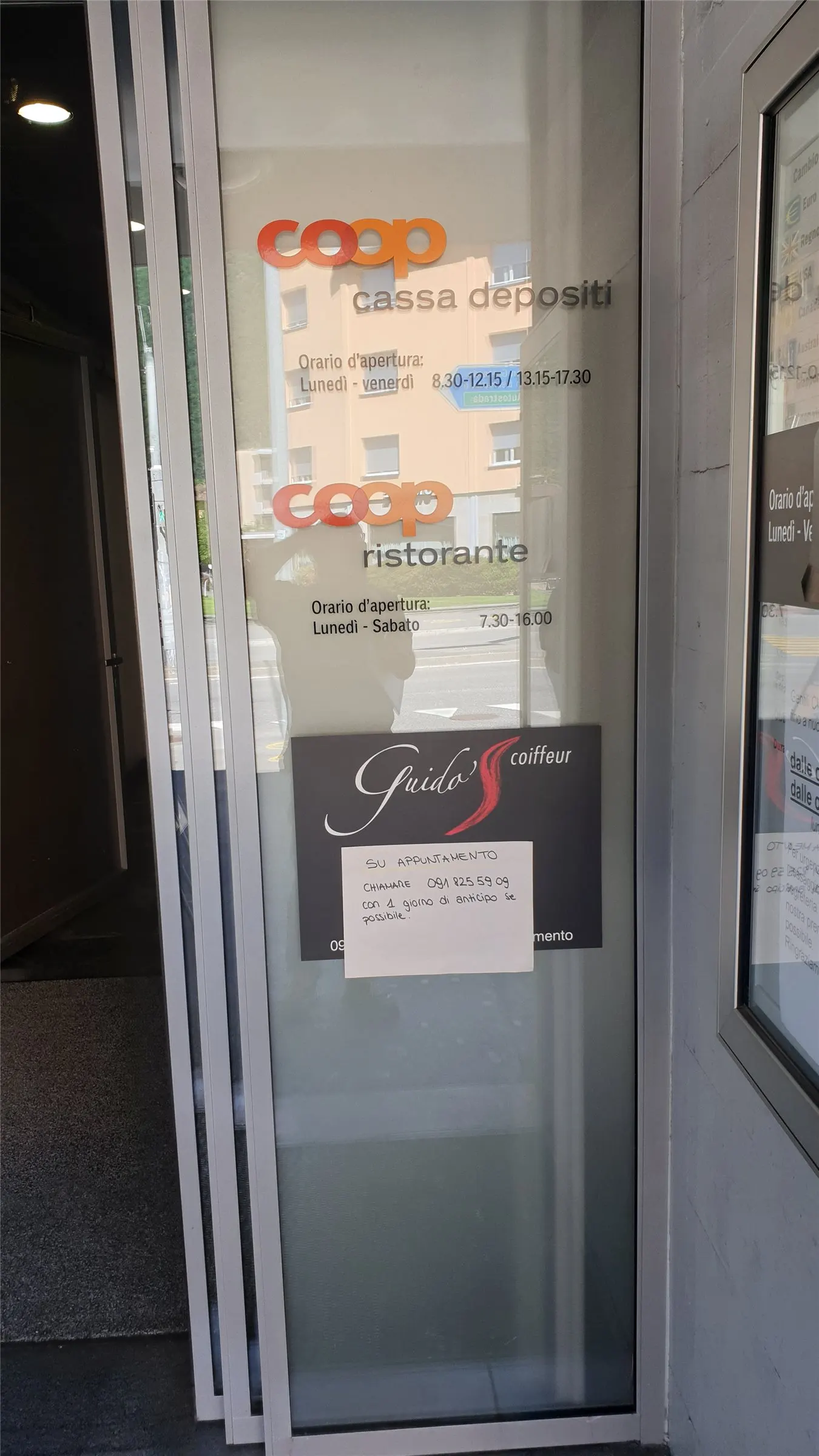 Salone Gorky / Guido's Coiffeur