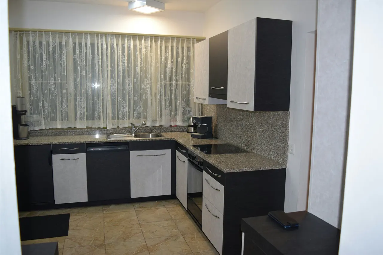 Riqualificazione cucina, bottega, bar – foto 10