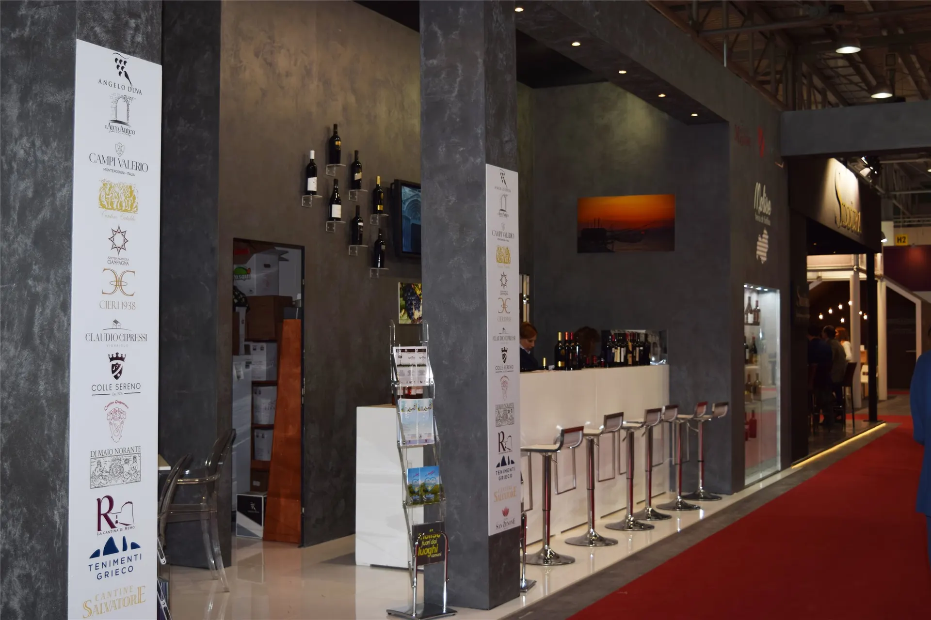 Vinitaly e archivio fiere Regione Molise