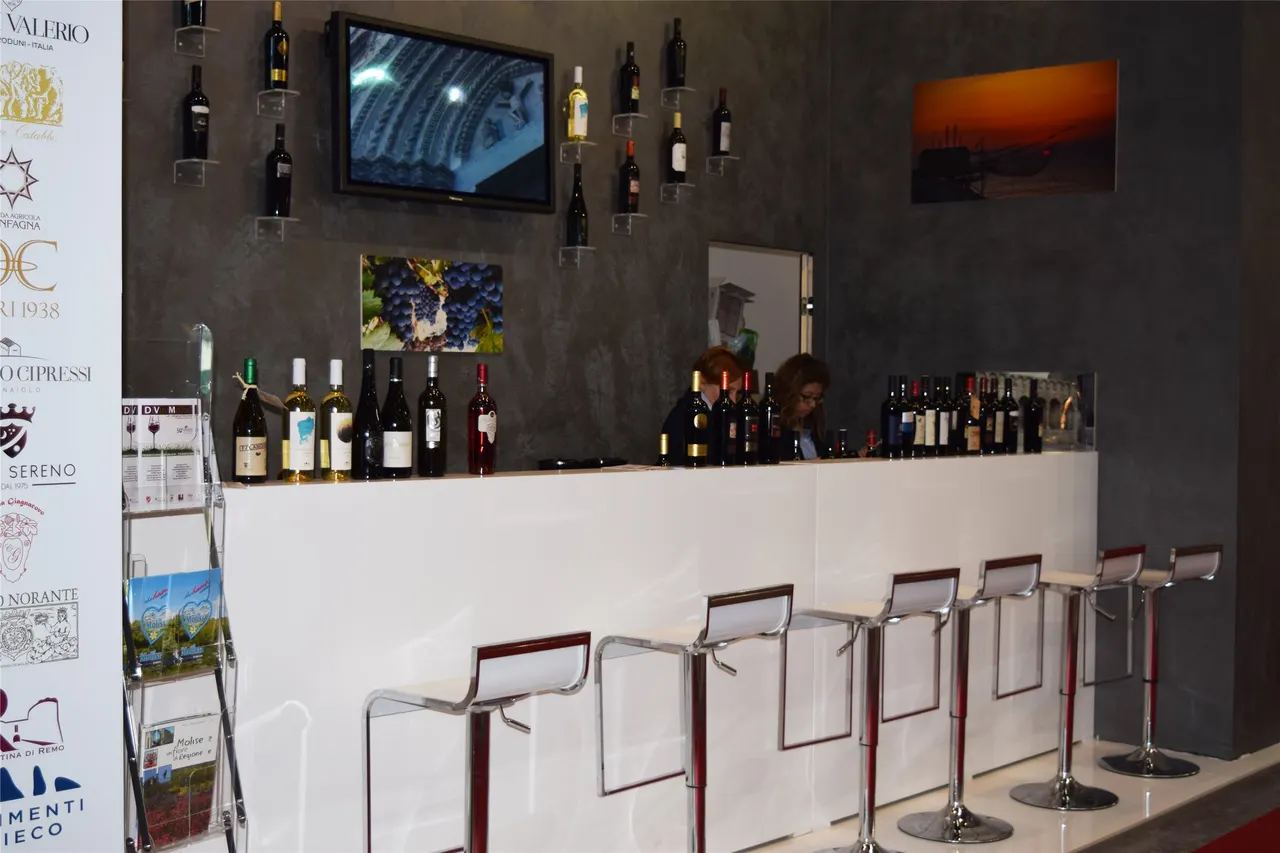 Vinitaly e archivio fiere Regione Molise – foto 3