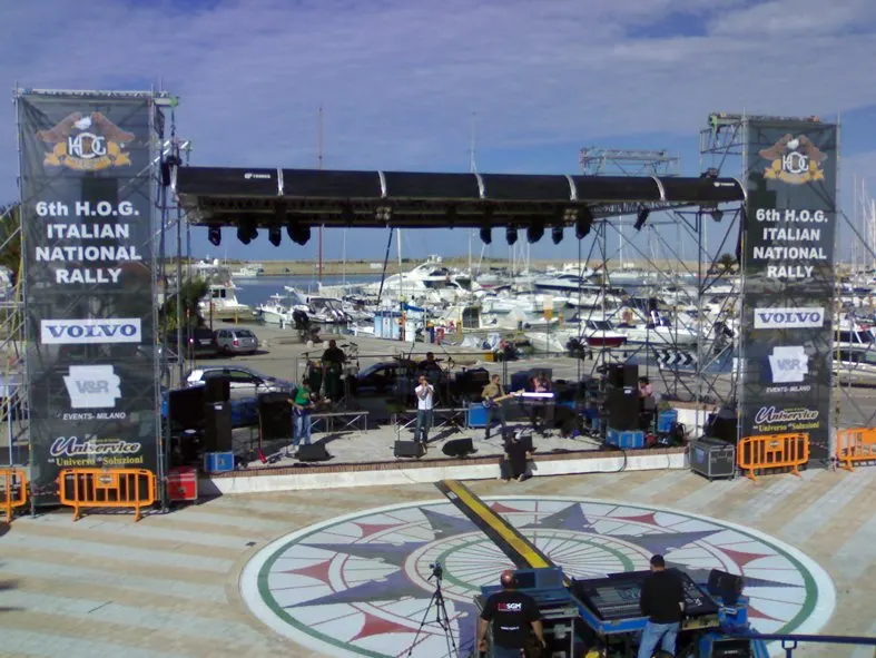 Palchi ed eventi in Italia – foto 9